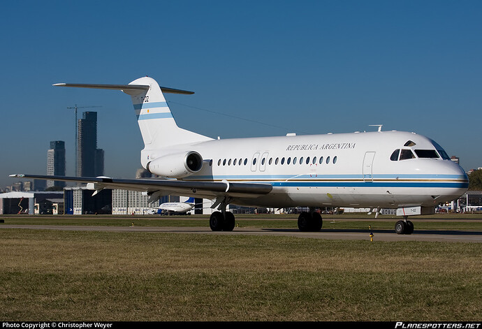 t-02-fuerza-area-argentina-fokker-f28-4000-fellowship_PlanespottersNet_097099_41155f7217